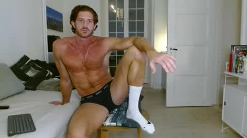 alphahung23 online show from 10.30.25