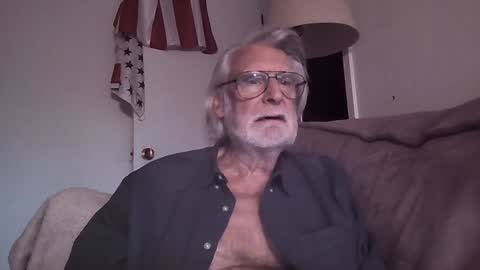 AlphaUniform online show from 01.31.25