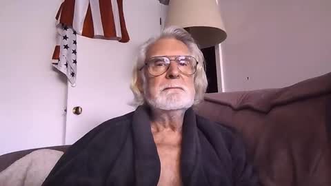 AlphaUniform online show from 02.11.25