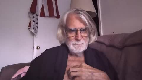 AlphaUniform online show from 10.23.25