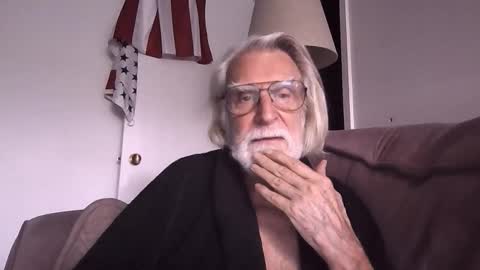 AlphaUniform online show from 11.29.25