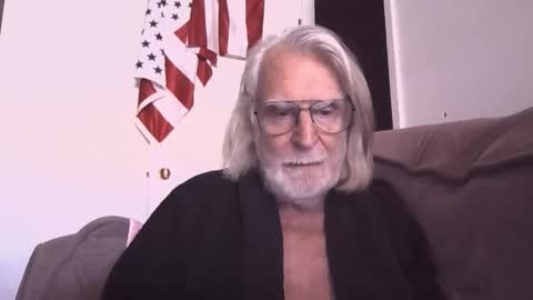 AlphaUniform online show from 03.04.26