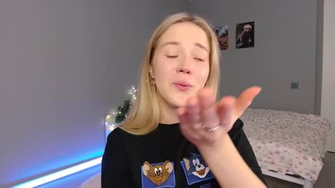 Amelia NEXT STREAM  online show from 12.18.24