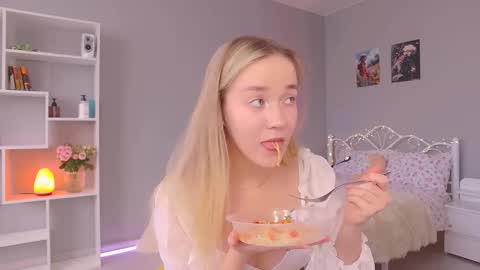 Amelia NEXT STREAM  online show from 02.25.25