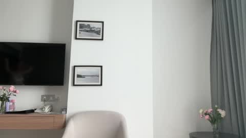 Amelia NEXT STREAM  online show from 02.27.26