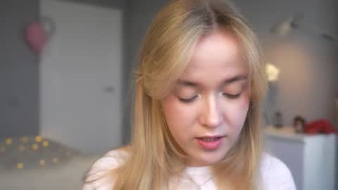 Amelia NEXT STREAM  online show from 03.31.26