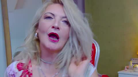 Alura Jenson online show from 09.12.25