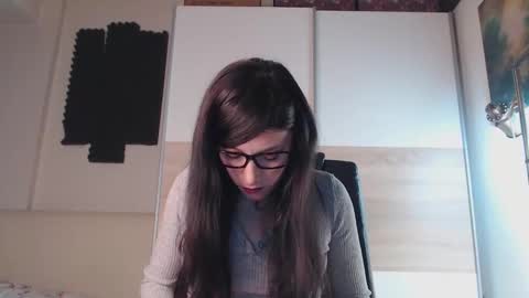 Snapshot of alycetn chatting on 12.05.24 Alice online show from 12.05.24