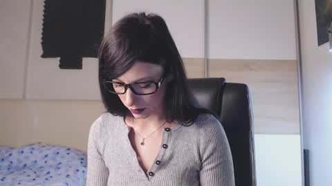 Snapshot of alycetn chatting on 01.26.25 Alice online show from 01.26.25