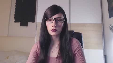 Snapshot of alycetn chatting on 02.21.25 Alice online show from 02.21.25