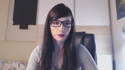 Snapshot of alycetn chatting on 03.05.25 Alice online show from 03.05.25