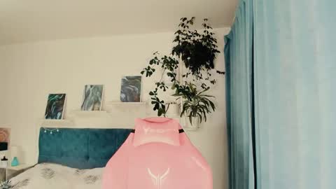 Alysa online show from 12.06.24