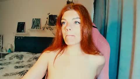 Snapshot of alysanight chatting on 06.18.26 Alysa online show from 06.18.26