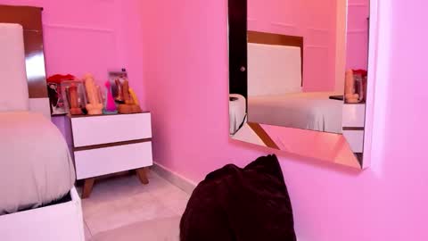 alysonjackson online show from 01.07.26