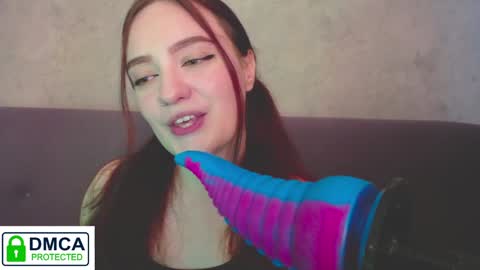 Alyssa online show from 12.26.24