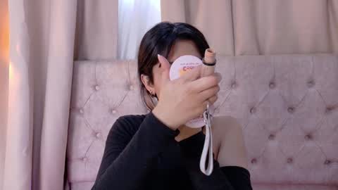 Snapshot of alyssa_joness chatting on 11.17.25 alyssa_joness online show from 11.17.25