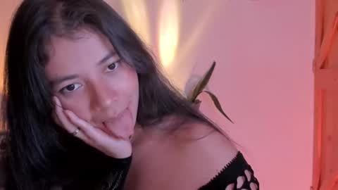 Snapshot of alyssagreen_ chatting on 02.26.25 Im AlyssaLovense is ActiveMy pleasure is in your handsPrivate is Open online show from 02.26.25