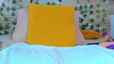 alyssia online show from 02.25.25