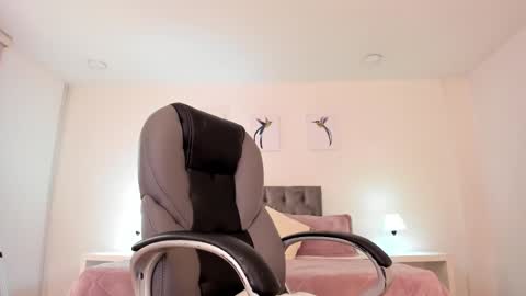 alyssia wolds online show from 01.22.25