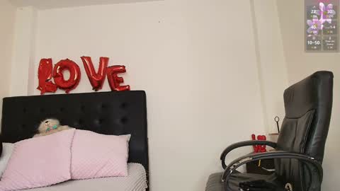 Isabella online show from 02.07.25