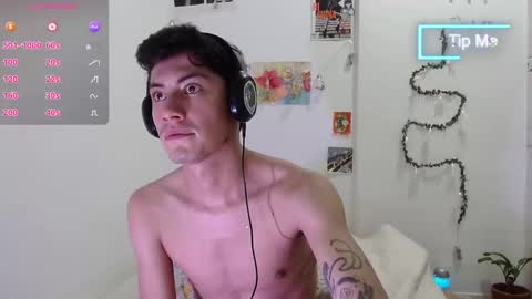 Snapshot of amad696 chatting on 02.10.25 Amad Passer x guests Independent model online show from 02.10.25