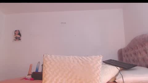 valentia online show from 11.01.25