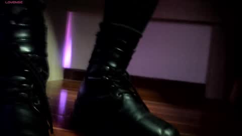 anny online show from 09.28.25