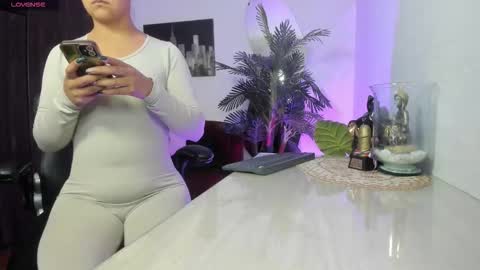 anny online show from 02.18.26