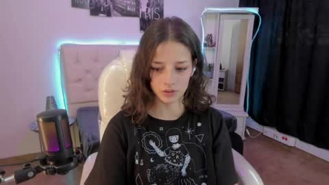 Snapshot of amaia_daniells chatting on 05.11.26 B I A N C A online show from 05.11.26
