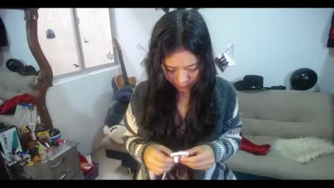 Snapshot of amaia_t chatting on 06.04.26 Amaia online show from 06.04.26