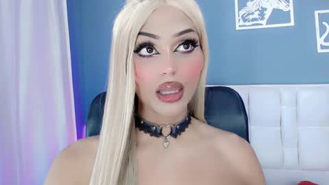 Snapshot of amal_baddel_ chatting on 01.12.25 amal_baddel_ online show from 01.12.25