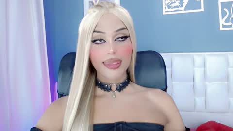 Snapshot of amal_baddel_ chatting on 01.12.25 amal_baddel_ online show from 01.12.25