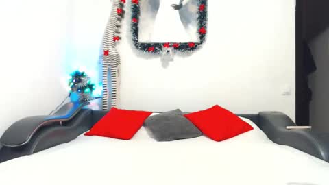 amali2015 online show from 12.17.25