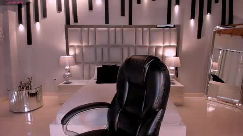 Snapshot of amalia_cruss chatting on 02.23.26 Amalia cruss online show from 02.23.26