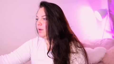 Snapshot of amalia_minkxx chatting on 11.16.25 amalia_minkxx online show from 11.16.25