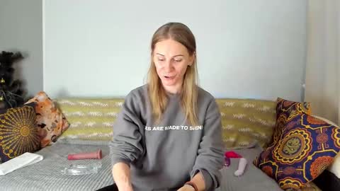 Amalia online show from 01.12.26