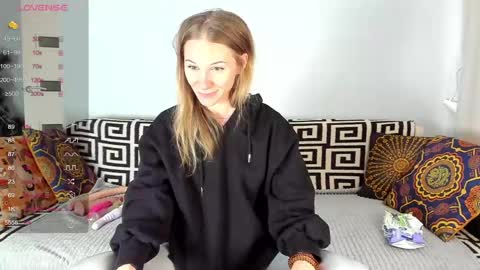 Amalia online show from 03.23.26