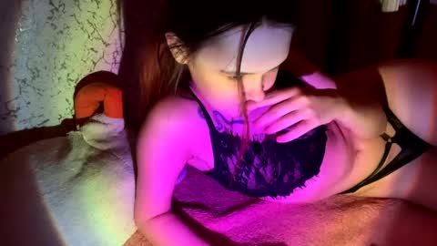 Amaliajess online show from 04.15.26