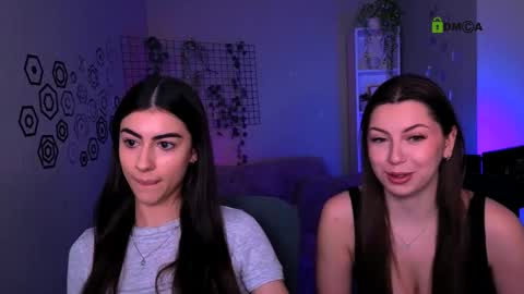 Snapshot of amalialowell chatting on 03.12.26 Amalia online show from 03.12.26