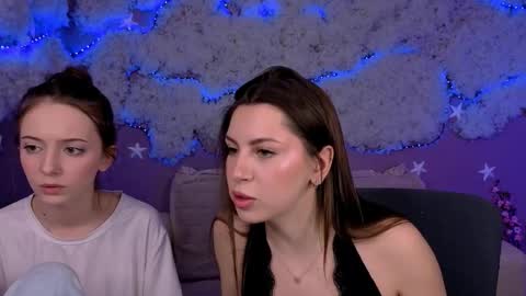 Snapshot of amalialowell chatting on 03.19.26 Amalia online show from 03.19.26