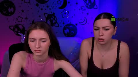 Snapshot of amalialowell chatting on 04.02.26 Amalia online show from 04.02.26