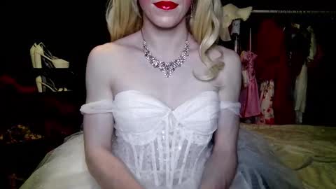 Amalie online show from 11.02.25