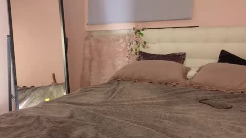 Anna My schedule for this week WednesdayThursdayFridaySaturday online show from 10.04.25