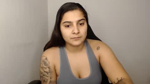 The queen of the biceps  online show from 01.16.25