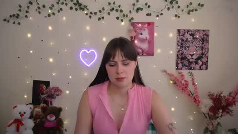 Snapshot of amanda_bright_ chatting on 06.15.26 amanda_bright_ online show from 06.15.26