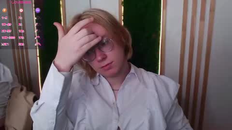 Hi im Amanda online show from 06.27.26