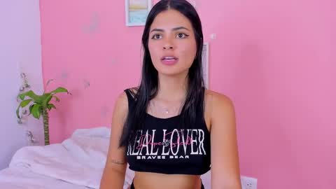 Snapshot of amanda_lorense chatting on 01.29.25 Thalia online show from 01.29.25