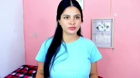 Snapshot of amanda_lorense chatting on 09.24.25 Thalia online show from 09.24.25