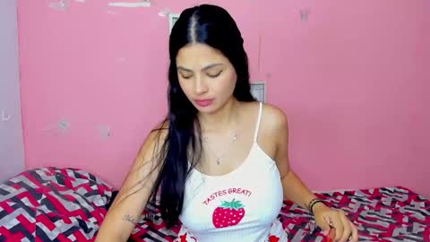 Snapshot of amanda_lorense chatting on 01.09.26 Thalia online show from 01.09.26