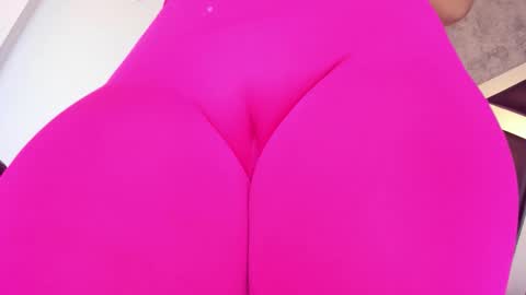 Amanda Marcuzzi  online show from 02.21.26